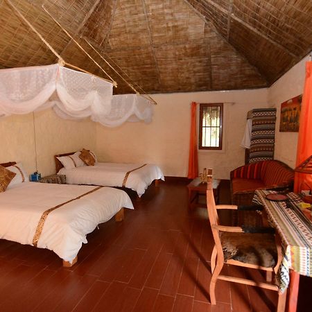 Отель Mara Chui Camp Ololaimutiek Экстерьер фото