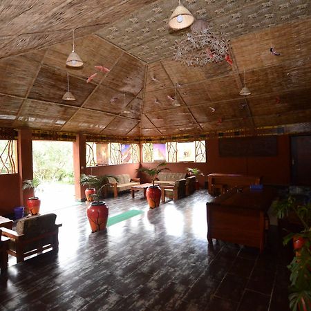 Отель Mara Chui Camp Ololaimutiek Экстерьер фото